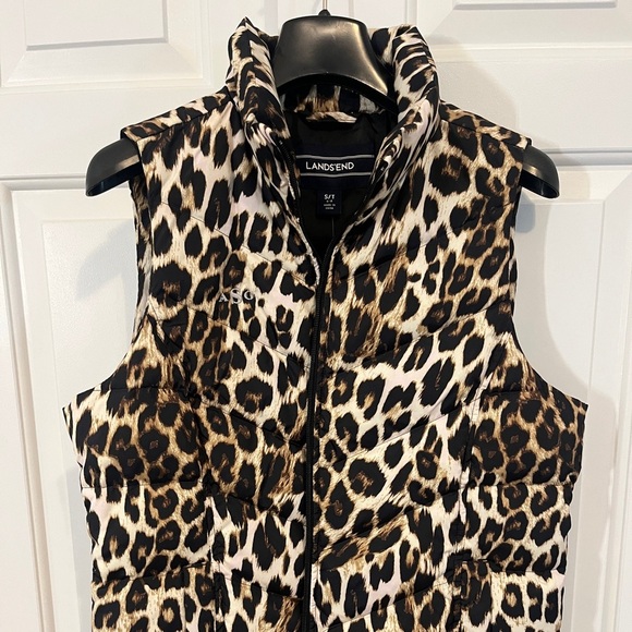 Lands End Down Puffer Vest in Leopard Print - Picture 1 of 6